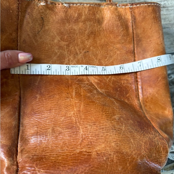 2 for $30 sale: vintage artisan-crafted brown leather bucket bag Uruguay (fair) - Picture 6 of 10